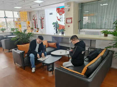 察右前旗行政審批政務服務與數據管理局 我陪群眾走流程 高效便捷暖人心